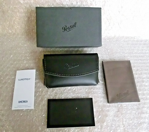 Black persol glasses - case, +