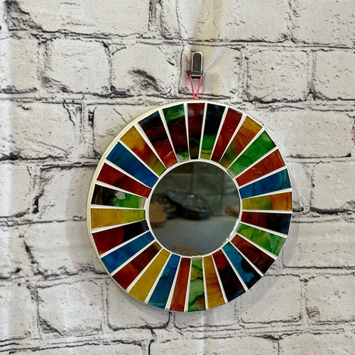 Display rainbow white - display,