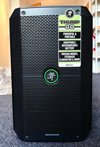 Mackie thump portable - 8",