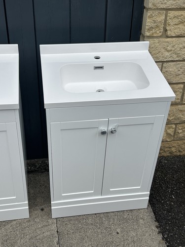Display bathroom sink - ex,